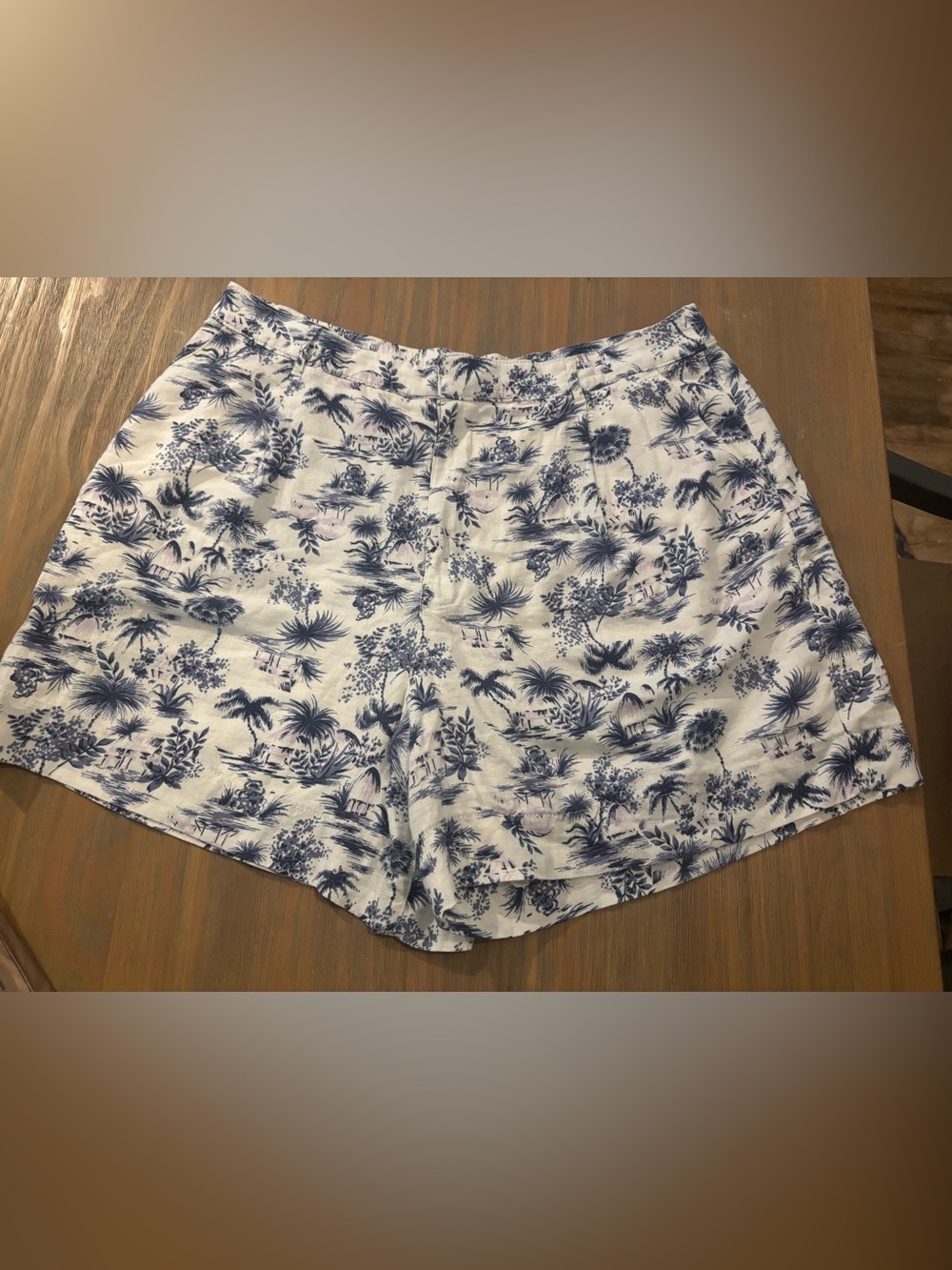 Abercrombie & Fitch Linen-Blend High Rise Pleated Shorts Blue White Toile Print
